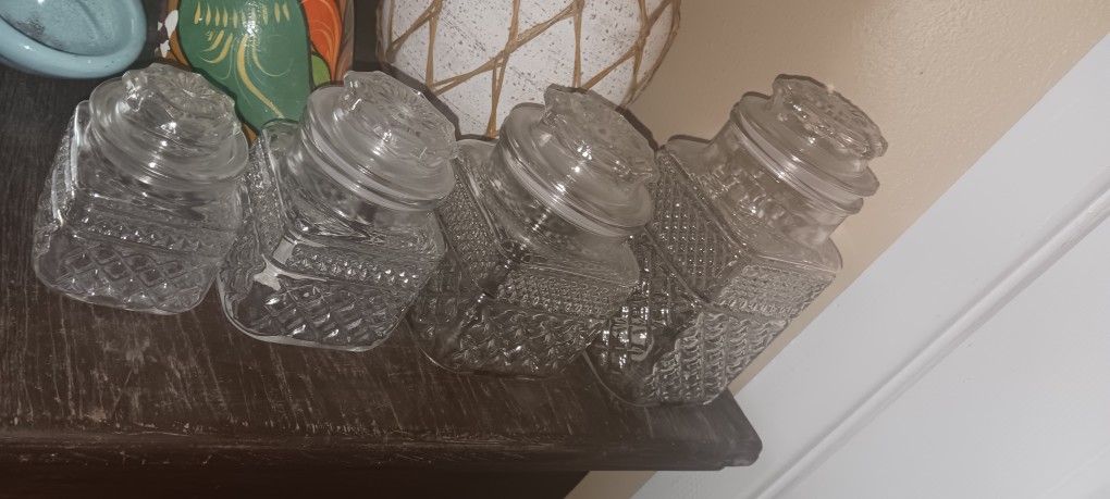 Wexford by Anchor Hocking Canister Set