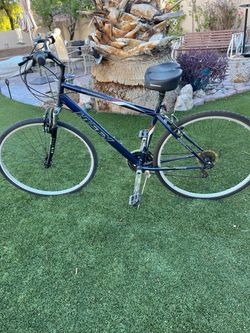 2 Bikes & Car Rack (Huffy Savannah Adult+Rod master kids+ bike car rack