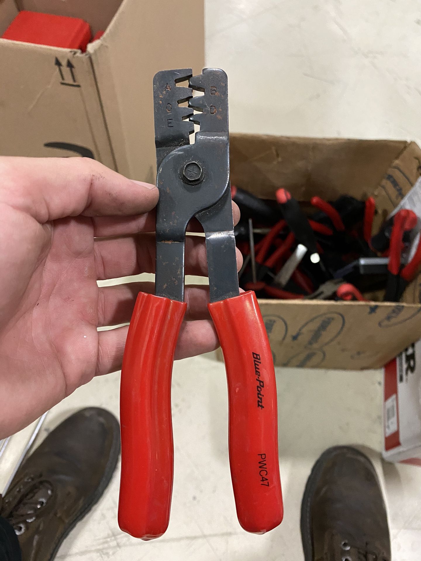 Blue point wire crimp tool