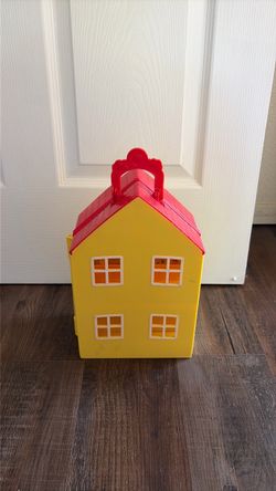 Bluey playhouse