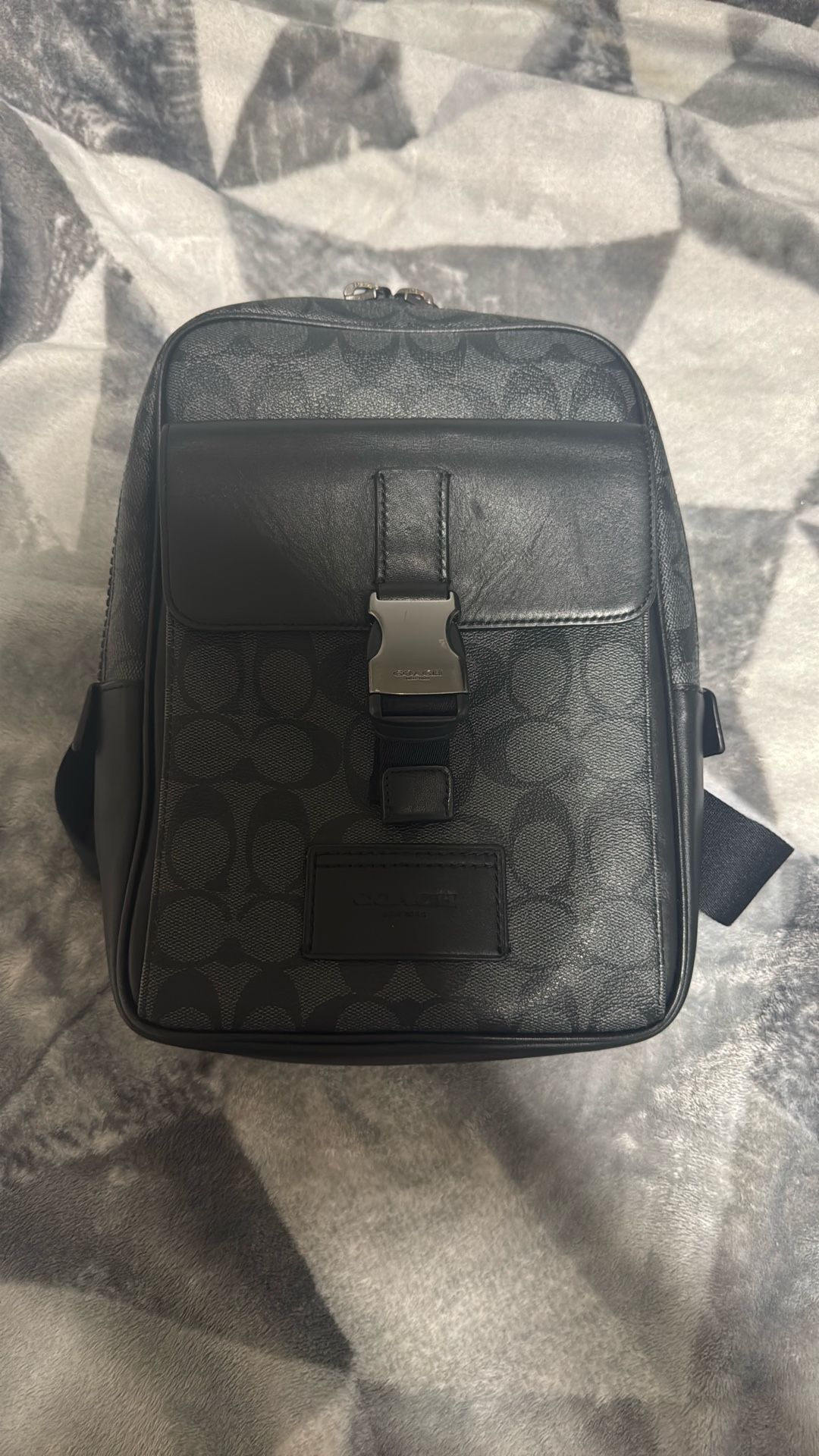 Coach Track Pack In Signature Canvas