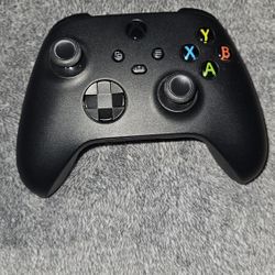 Black Xbox Controller 