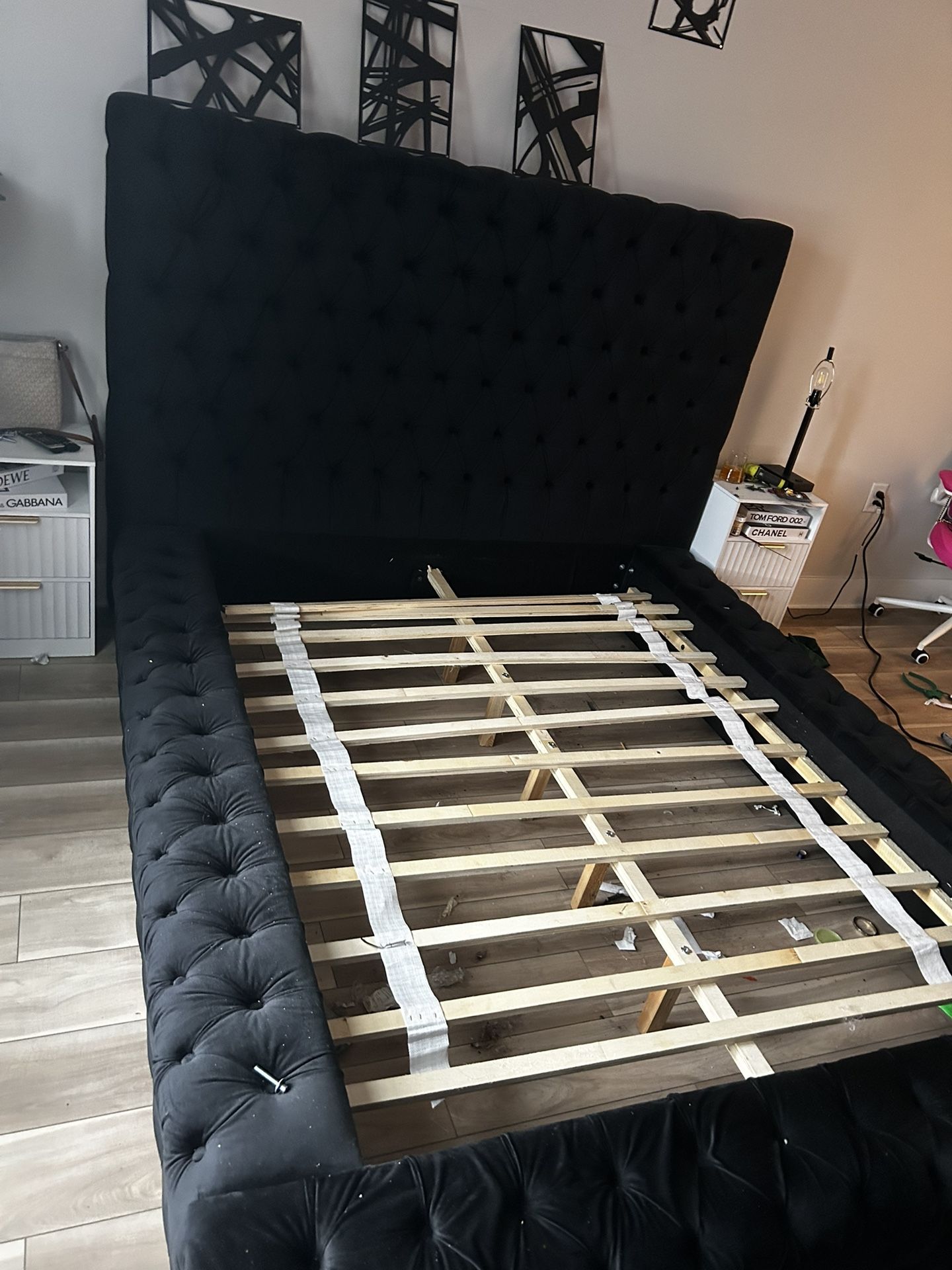Black upholstered QUEEN Bedframe