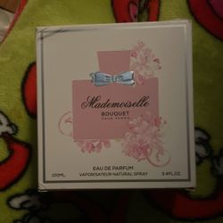 Pretty smelling perfume 