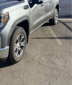 Gmc sierra stocks with tire