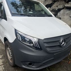 2016 Mercedes-Benz Metris