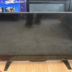 Insignia Smart TV 38 Inch 