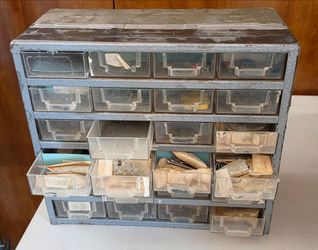 Multi-drawer small parts cabinet