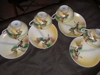 Plates and cups sets
