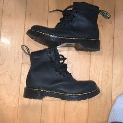 Doc Martins Boots