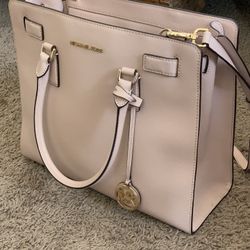 Michael Kors Blush Purse