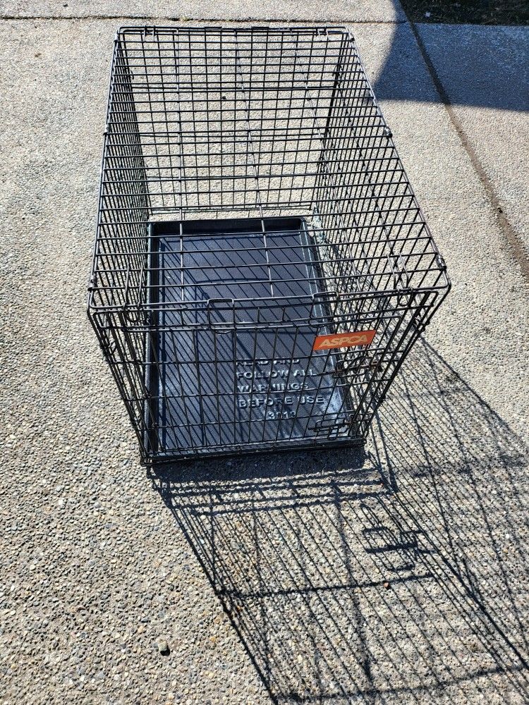 ASPCA Medium Wire Dog Crate with Tray β Gently Used