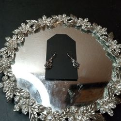 EXQUISITE Marked .925 Sterling Silver Floral Motif Leverback Earings

