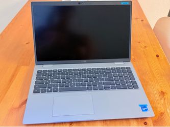 Laptop DELL lactitude 5520