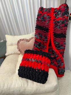 Blanket & Pillow