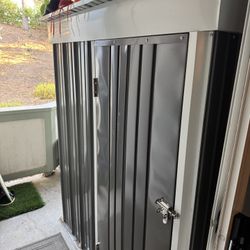 Metal Storage Shed $80