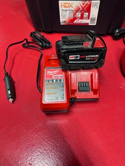 M12/M18 car Milwaukee Charger with Redlithium XC 5.0 Battery