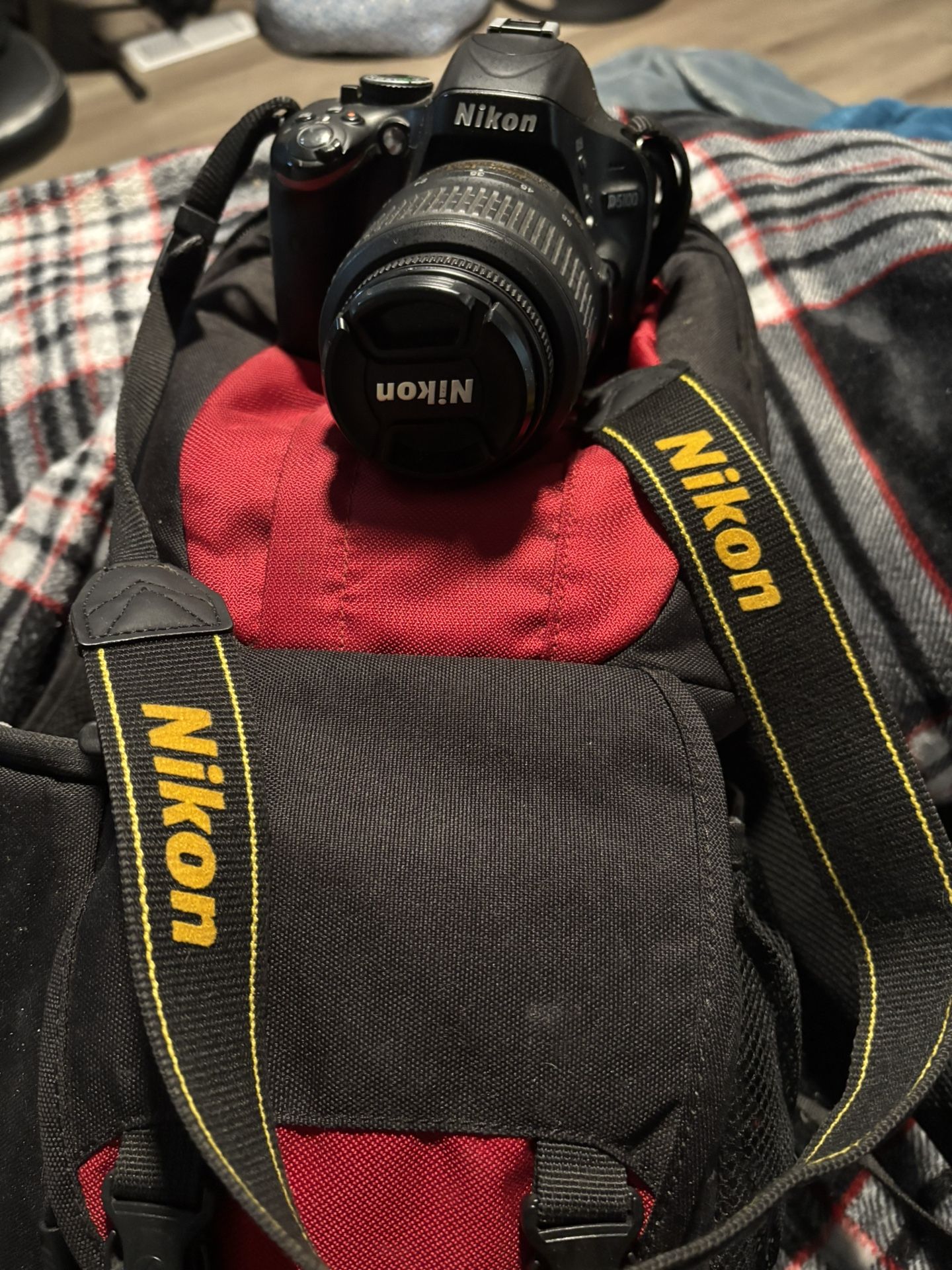 Nikon D5100 Camera