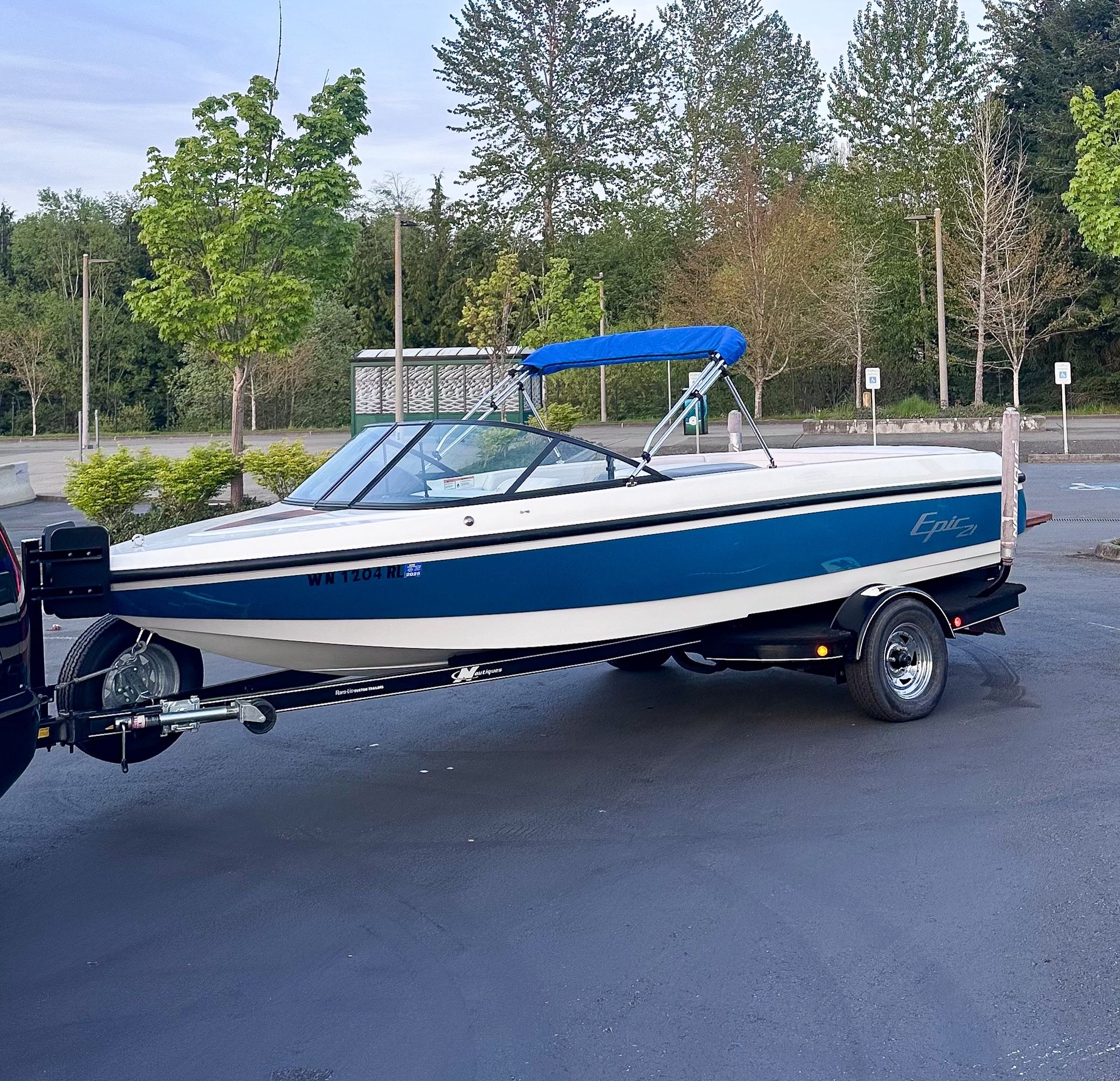 Toyota Epic 21’ Boat