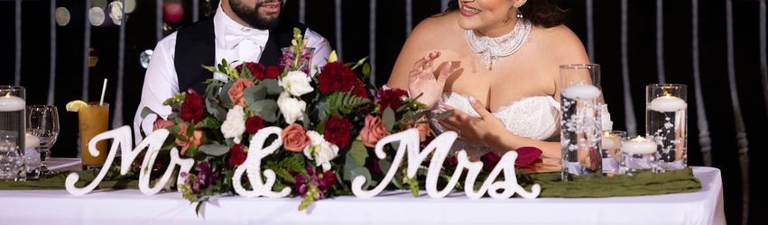 Mr. And Mrs. Sign Set for wedding