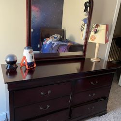 Kids Bedroom Set/Furniture 