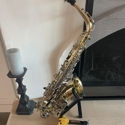 Selmer AS400 Saxophone