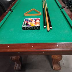 7 Foot Pool Table $200.OBO