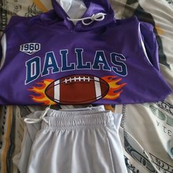 BEAUTIFUL HOODIE JACKET PANTS SET  NEW SIZE.    L.  BOTH $30  ***** DALLAS COWBOYS*****  TEAM ONLY $30 CASH PLEASE ONLY SERIOUS BUYERS THANKS $30