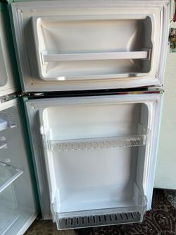 Small Working Refigerator