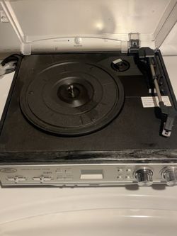 Pyle Vintage Turntable