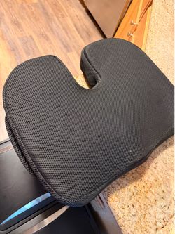 Seat cushion