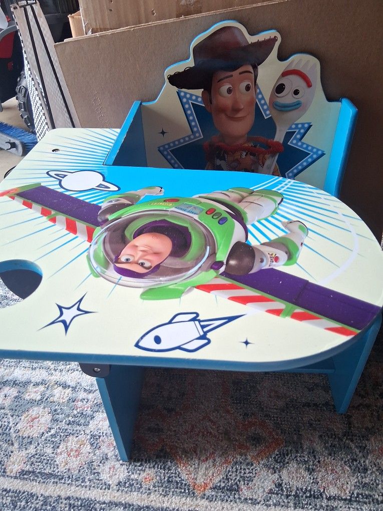 Toy Story Table & Chair