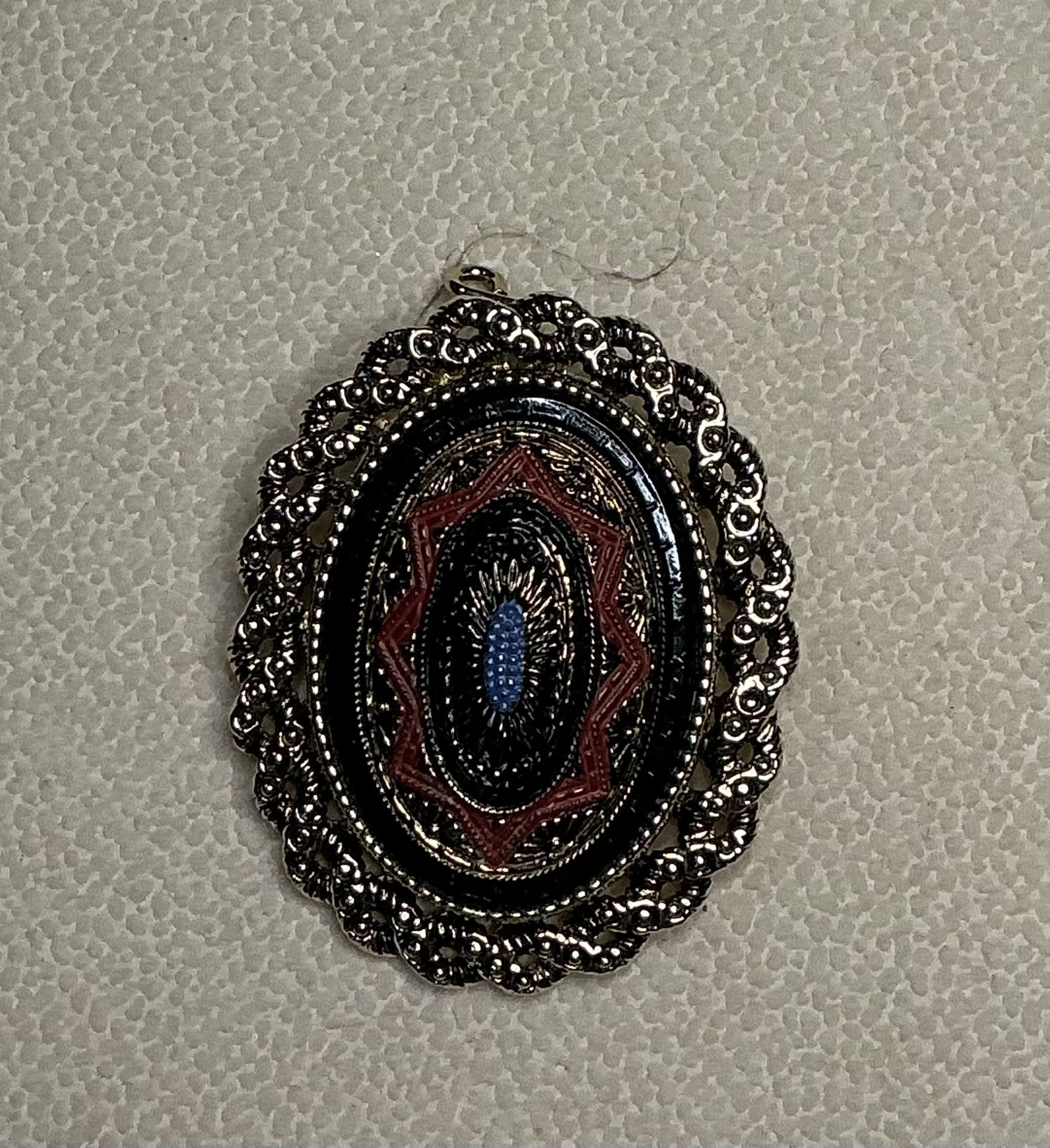 Vintage Sarah Coventry Old Vienna Medallion