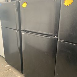 Refurbished Refrigerator,Best Deal Or Make Us An Offer!