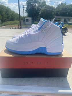Jordan 12 university blue