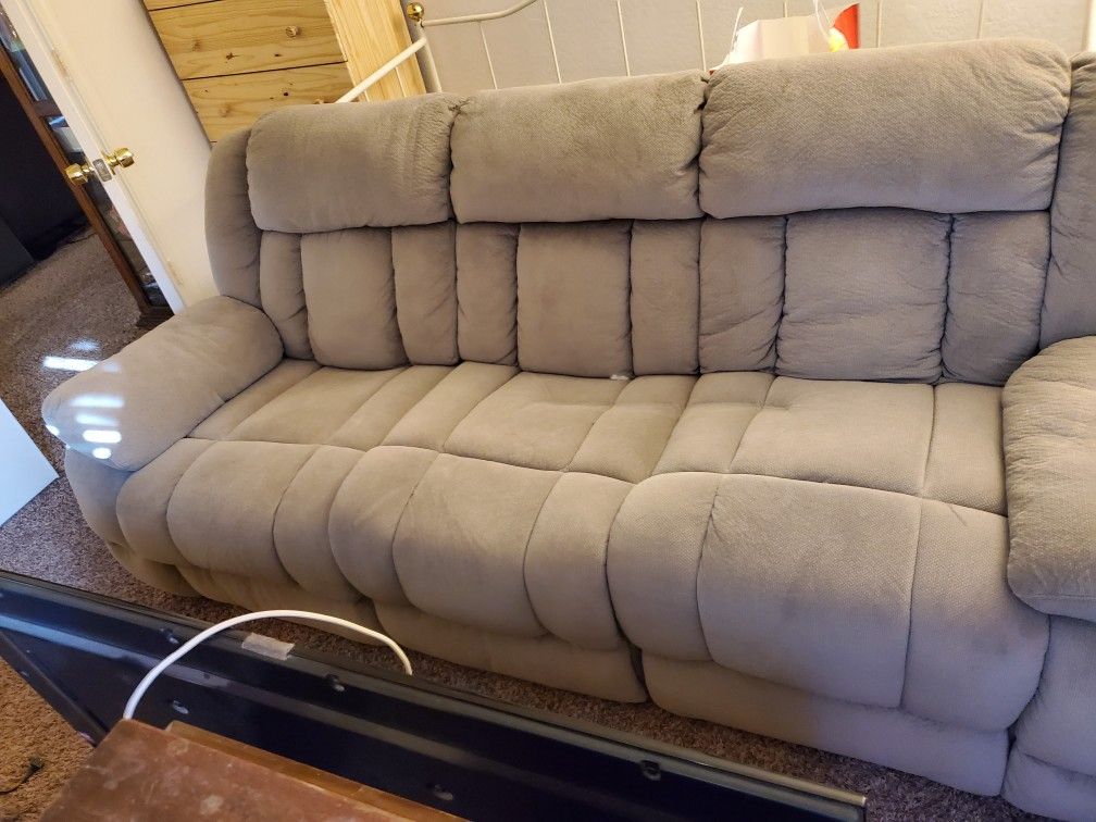 Clean Couch for sale must pick up