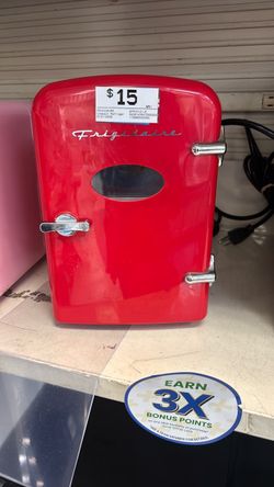 Frigidaire Mini Compact Refrigerator – Red