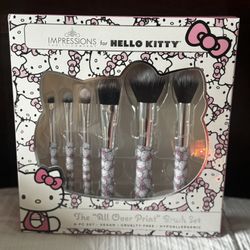 Hello Kitty Makeup Brushes 