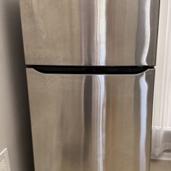 LG Refrigerator 