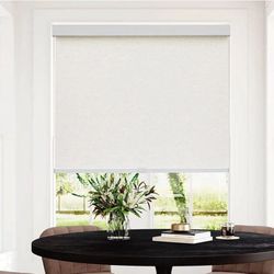MaterialPolyester BrandPersilux ColorCream (Light Filtering) Recommended Uses For ProductIndoor Specific Uses For ProductWindow Room TypeOffice, Bedro