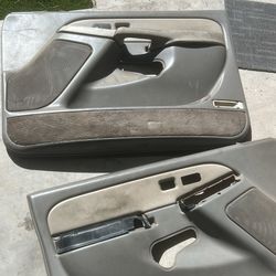99-06 chevy gm door panels 