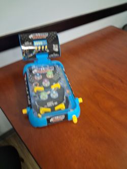 SALE BATTERY OPERATED TABLE TOP PINBALL MECHINE
