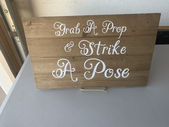 Photo Booth sign and props