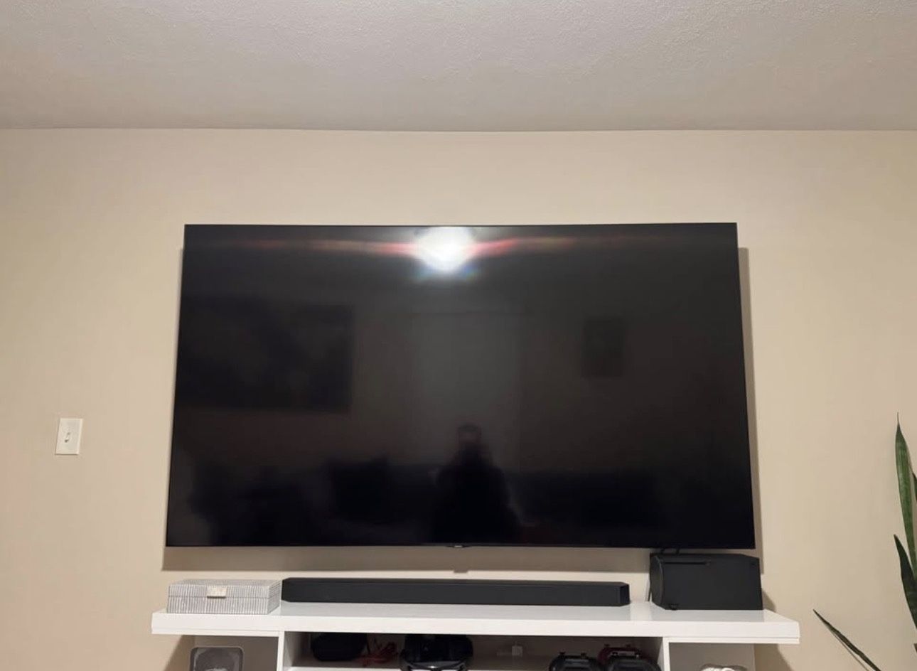 85” Samsung Q80b Tv