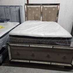 Mirrored Queen Size Bed