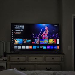 65-inch VIZIO P-Series Quantum 4K Smart TV UHD HDR (PX65-G1)