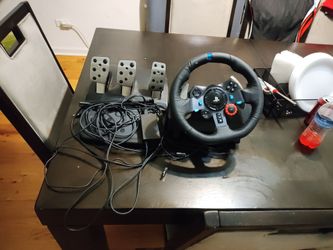 Logitech G29 Racing Wheel with Pedal