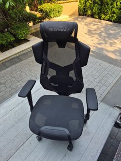 Respawn Gaming Chair Black Mesh