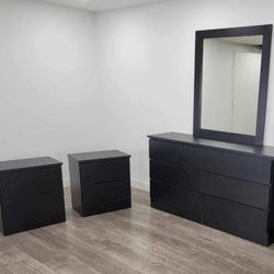 Dresser Whit Mirror And 2 Nightstands - Cómoda Con Espejo Y 2 Mesitas De Noche 