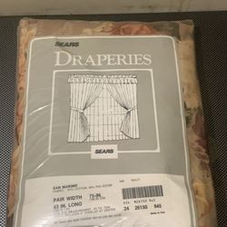 Draperies 